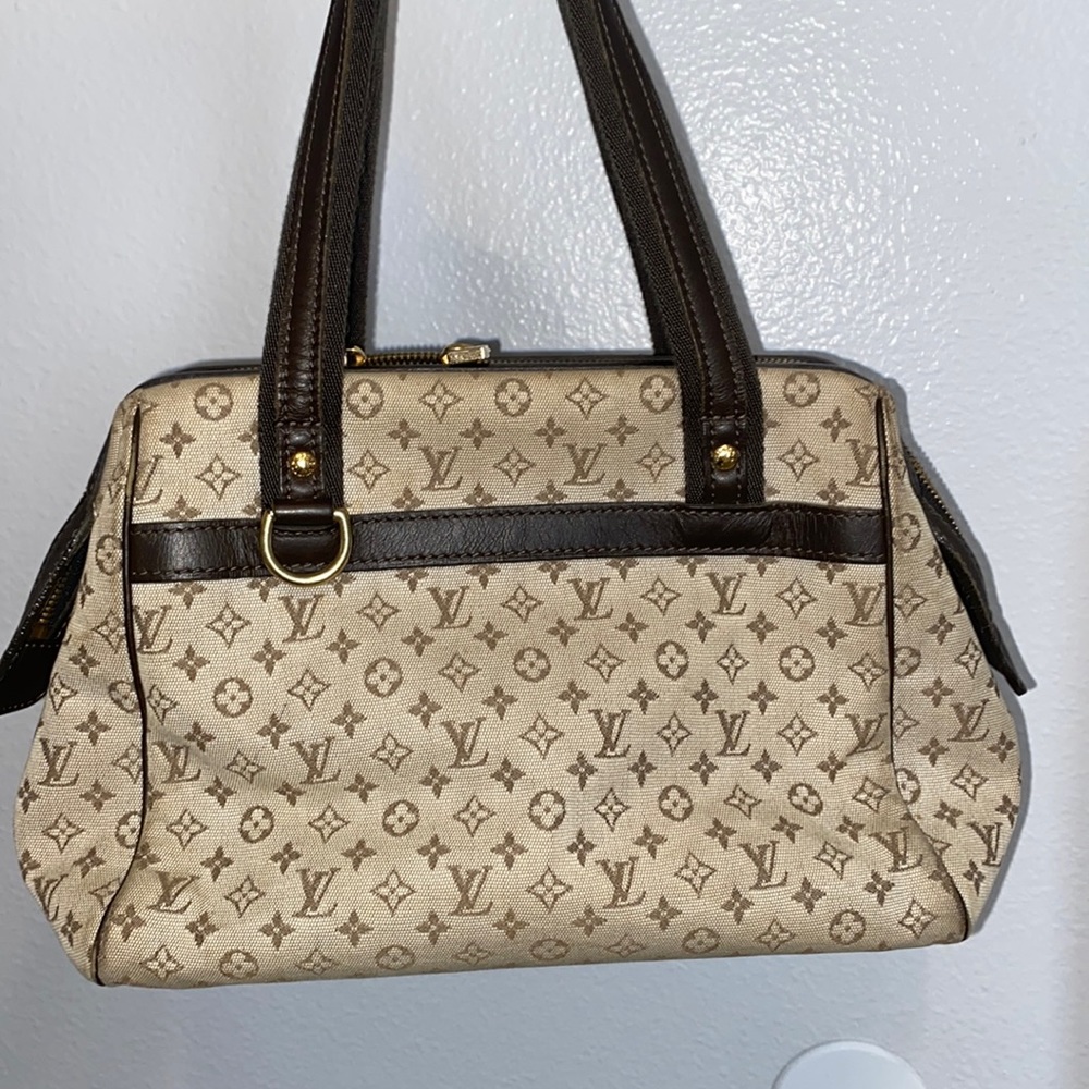 SOLD Louis Vuitton Josephine monogram PM bag